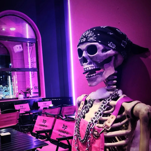 大棚女裸体舞视频大全
